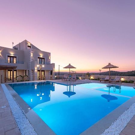 Ivoni Villa, An Iconic Summer Retreat, By Thinkvilla Perama  Exterior photo